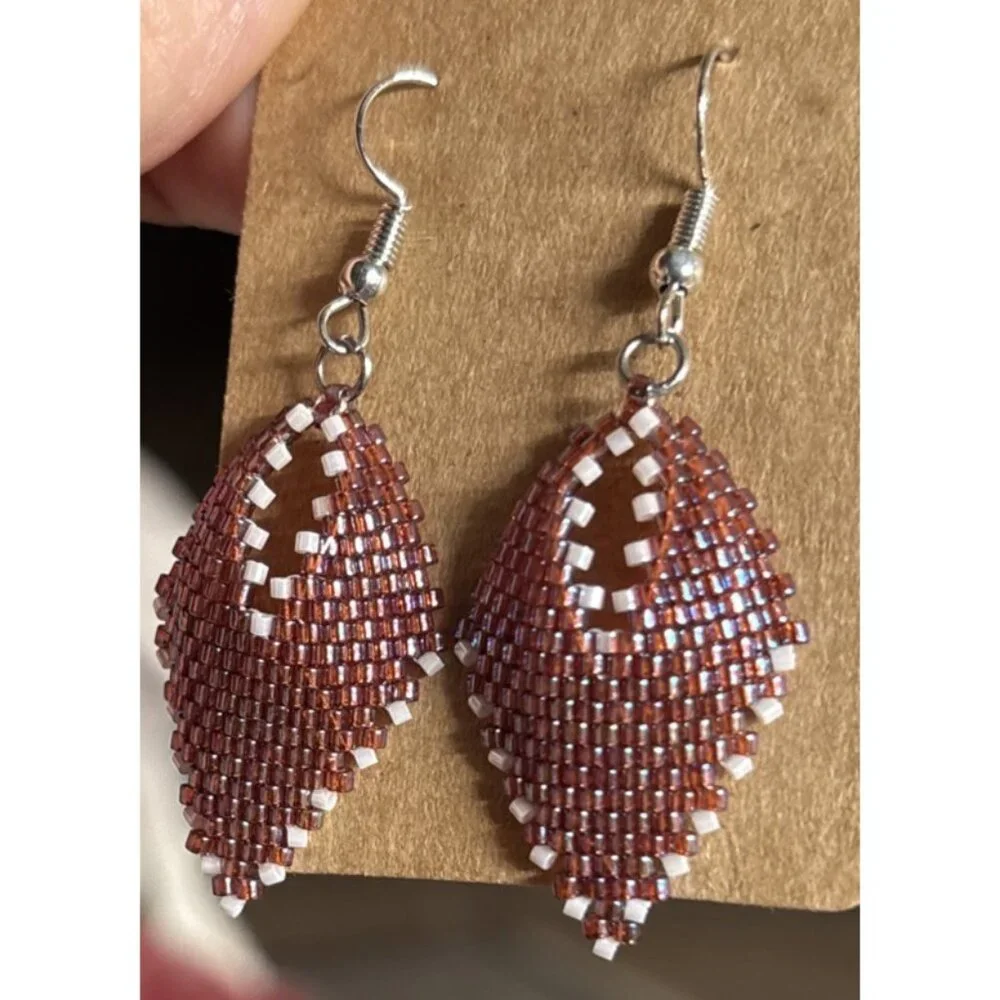 Peyote Leaf Earrings‎ Reddish Iridescent
